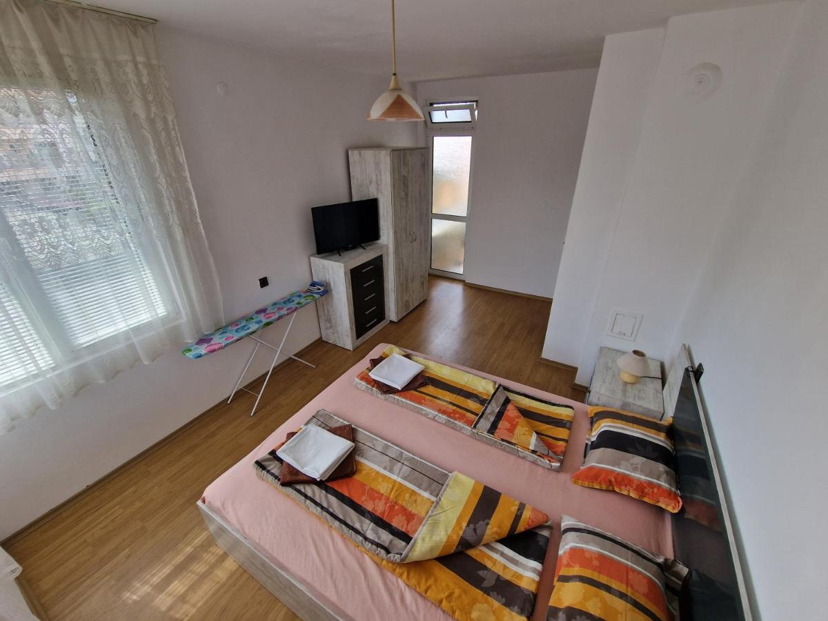Zoya Apartment Sozopol Exterior photo